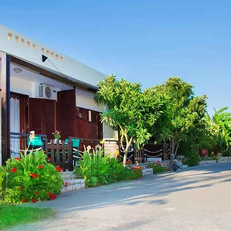 One Bedroom Appartement With Enclosed Garden And Wifi At Agios Andreas *