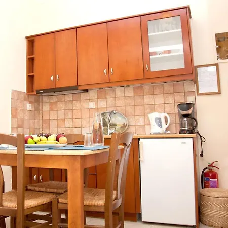 One Bedroom Appartement With Enclosed Garden And Wifi At Agios Andreas