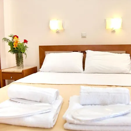 One Bedroom Appartement With Enclosed Garden And Wifi At Agios Andreas *